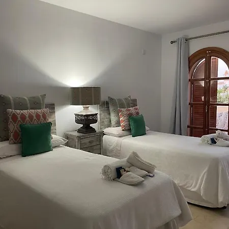 Villa Cana *
